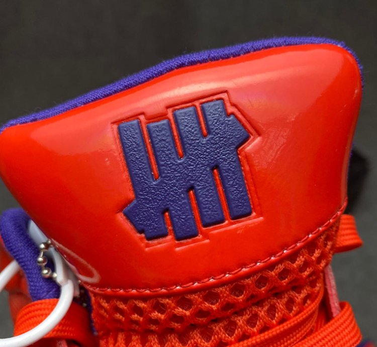 Undefeated x Nike Kobe 4 Protro Team Orange
