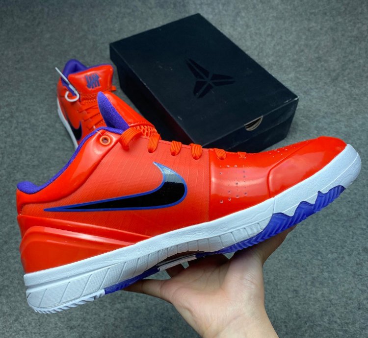 Undefeated x Nike Kobe 4 Protro Team Orange