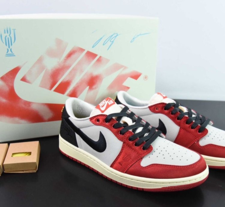 Trophy Room x Air Jordan 1 Retro Low Rookie Card Away