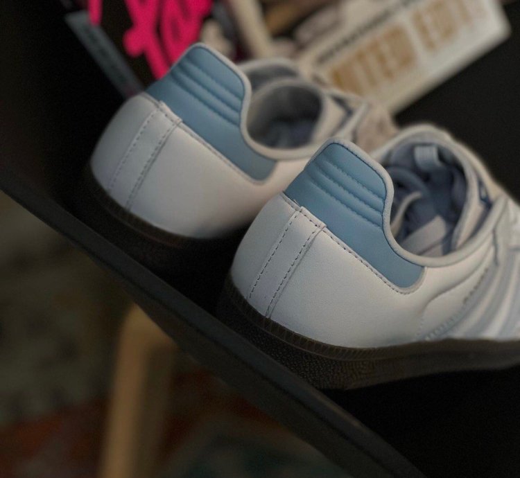 adidas shoes Samba OG White Halo Blue - ID2055