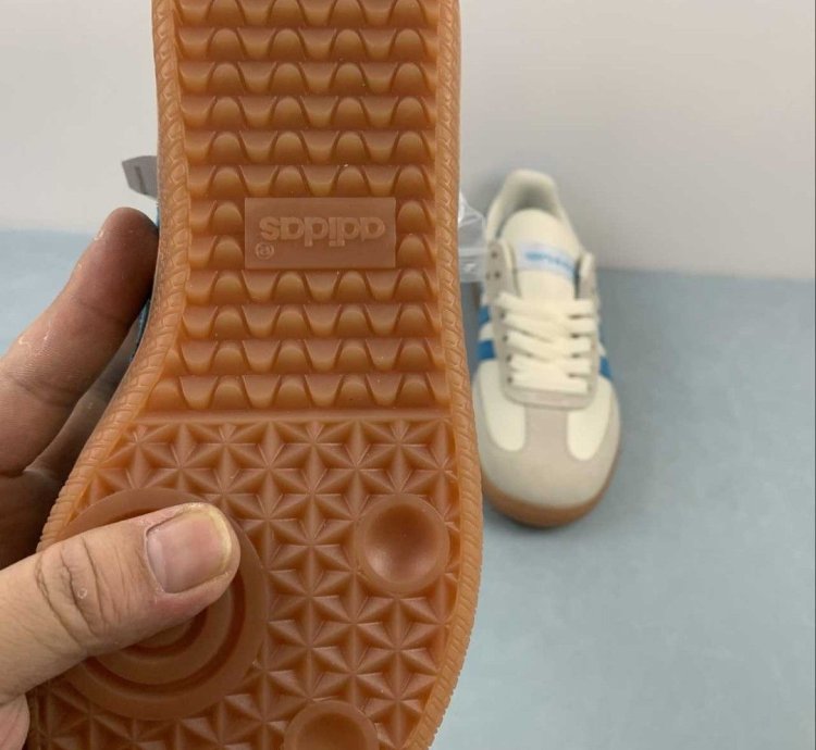 adidas Sporty & Rich Samba OG Cream Blue - IE7096