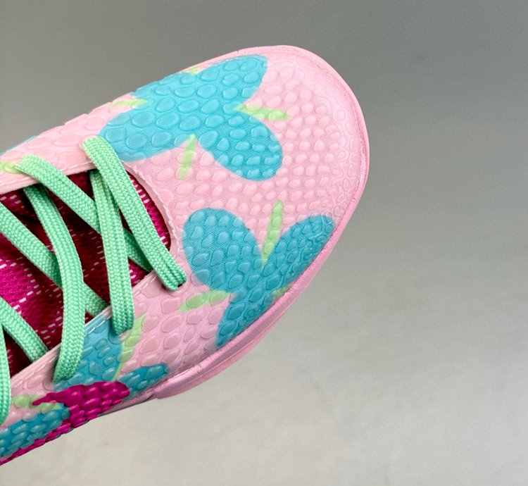 Kobe 6 Demar Derozan PE " Pink "