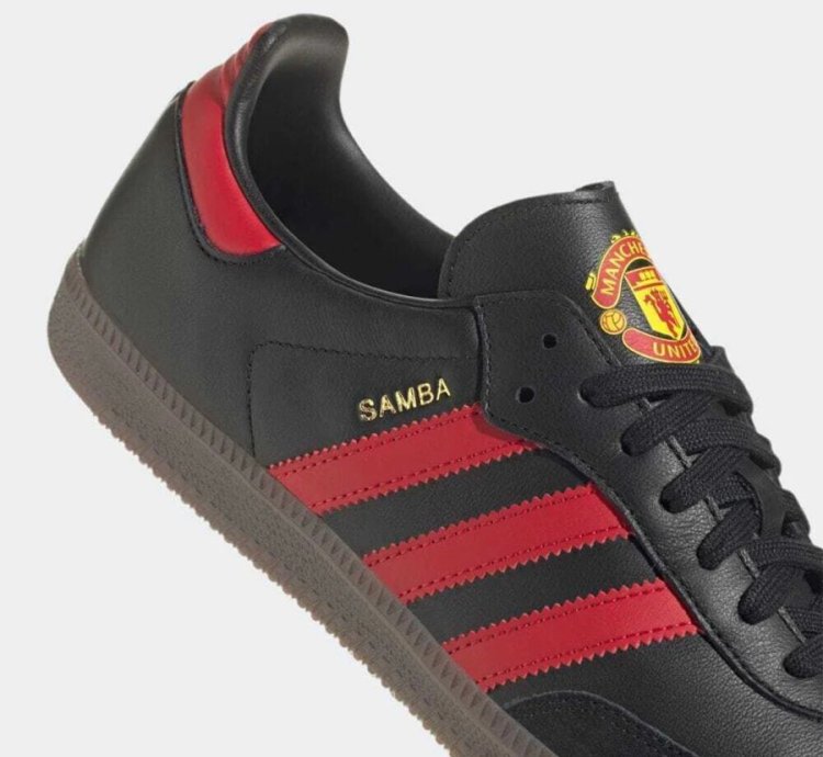 adidas MU ball Samba Team Black Real Red - HQ7030