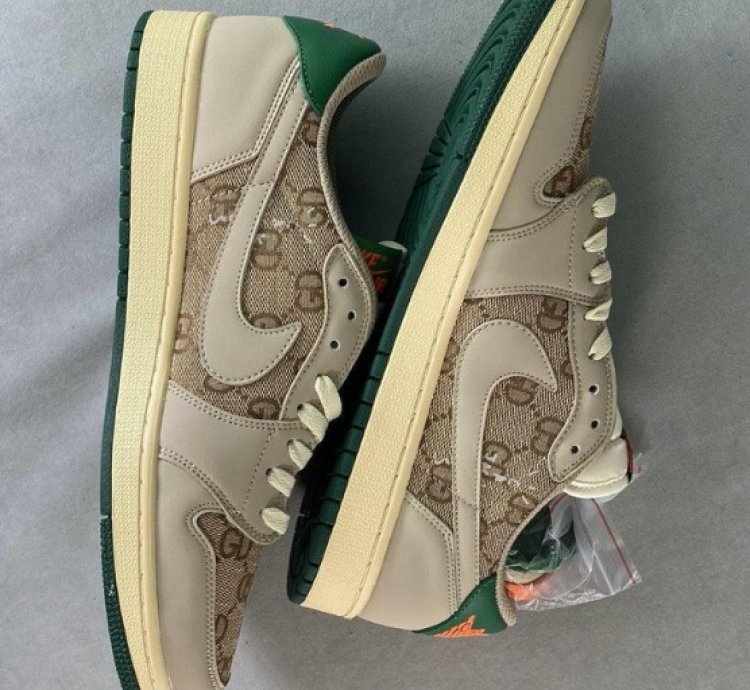 Travis Scott x Air Jordan 1 Low Cactus Jack DM7868-198