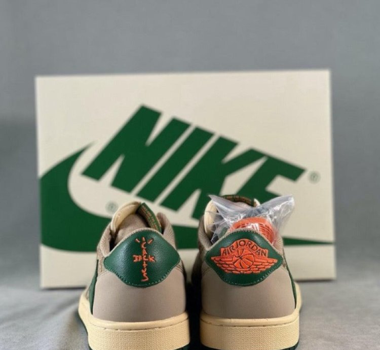 Travis Scott x Air Jordan 1 Low Cactus Jack DM7868-198