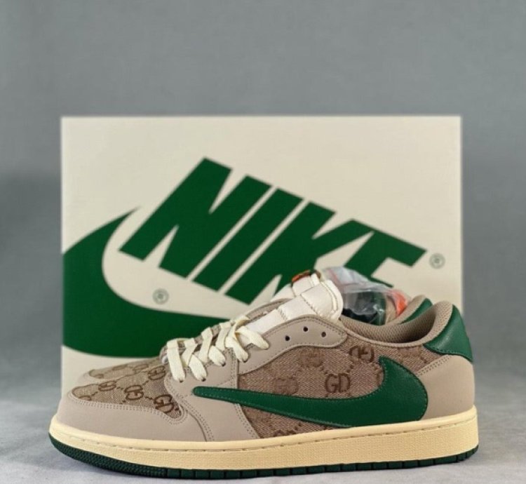 Travis Scott x Air Jordan 1 Low Cactus Jack DM7868-198