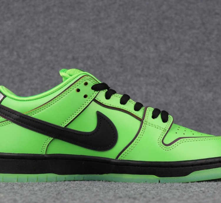 Nike SB Dunk Low The Powerpuff Girls Buttercup