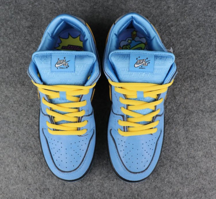 Nike SB Dunk Low The Powerpuff Girls Bubbles