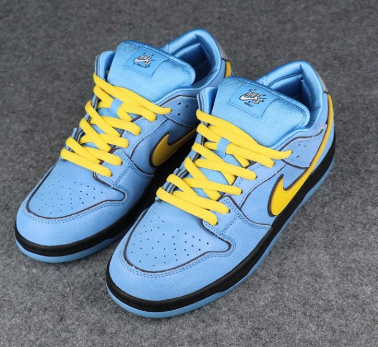Nike SB Dunk Low The Powerpuff Girls Bubbles
