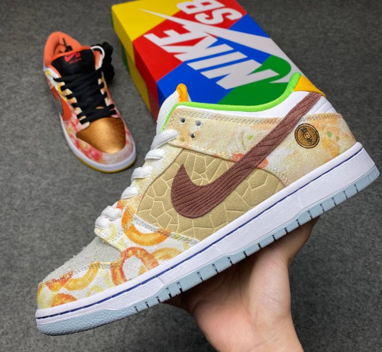 Nike SB Dunk Low Street Hawker