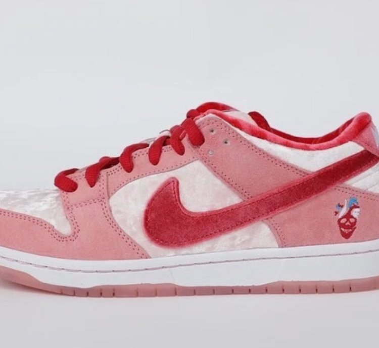 Nike SB Dunk Low Strange Love Skateboards