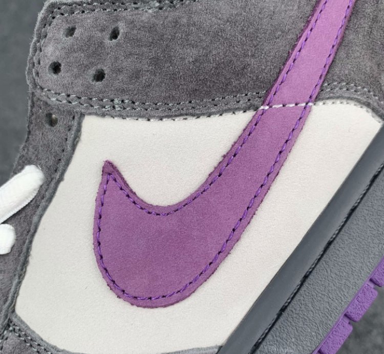 Nike SB Dunk Low Purple Pigeon