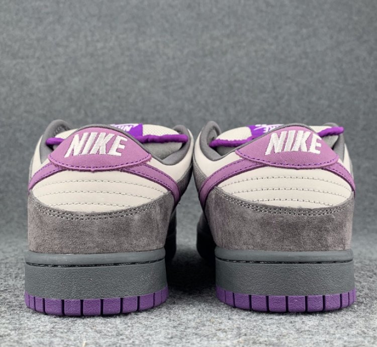 Nike SB Dunk Low Purple Pigeon