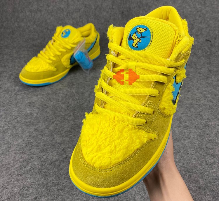 Nike SB Dunk Low Grateful Dead Bears Opti Yellow