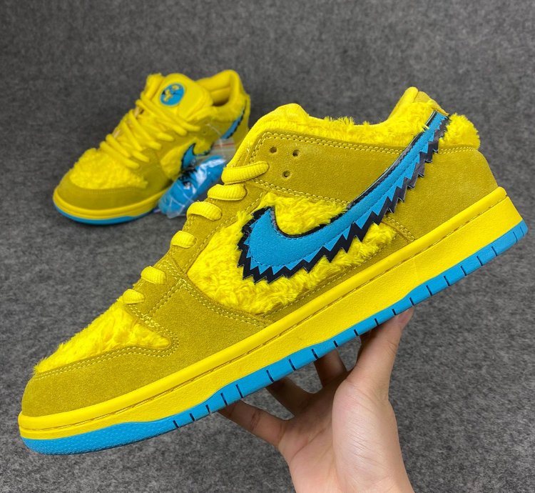 Nike SB Dunk Low Grateful Dead Bears Opti Yellow