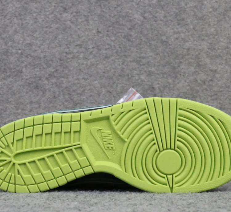 Nike SB Dunk Low Concepts Green Lobster