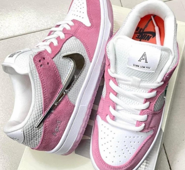 Pink April Skateboards x Nike SB Dunk Low Friends & Family