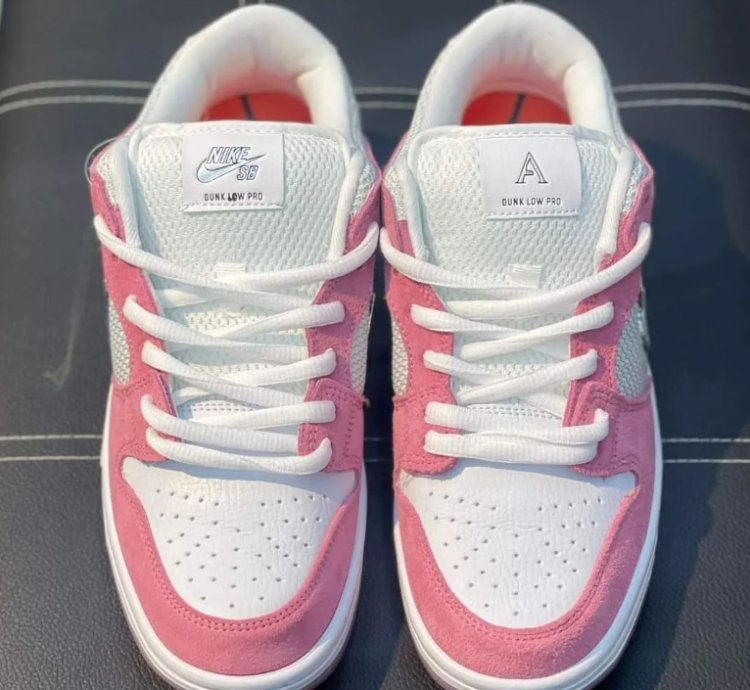 Nike SB Dunk Low April Skateboards Pink