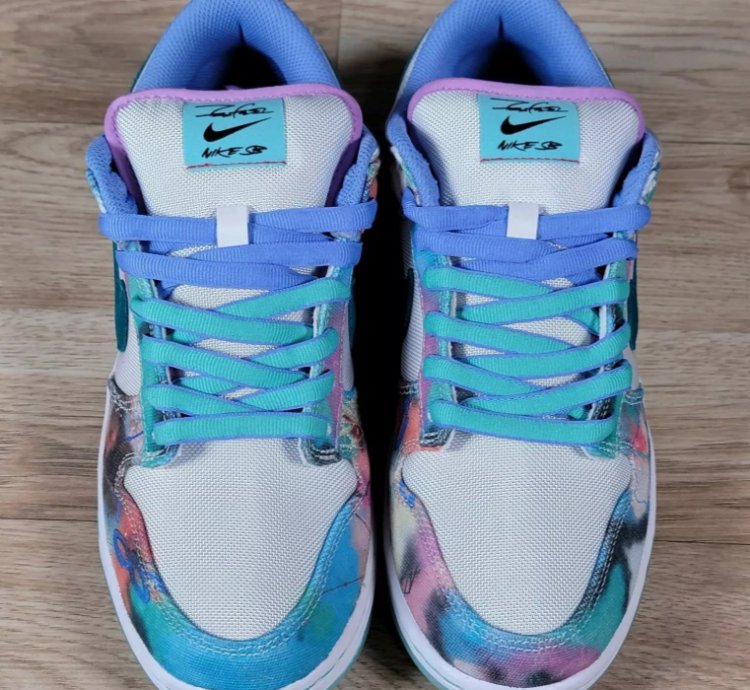 Nike x Futura Laboratories SB Dunk Low Bleached Aqua