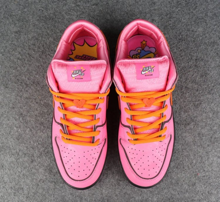Nike SB Dunk Low The Powerpuff Girls Blossom