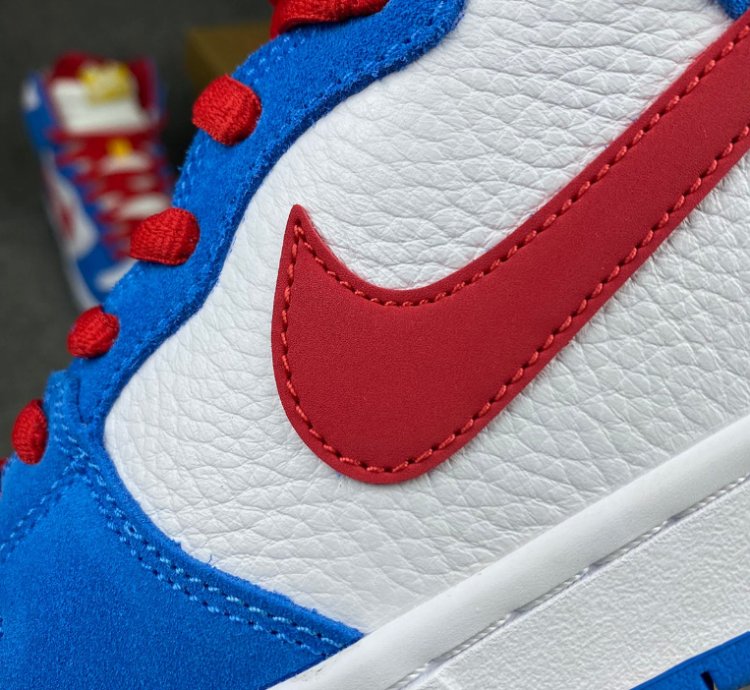 Nike SB Dunk High Doraemon