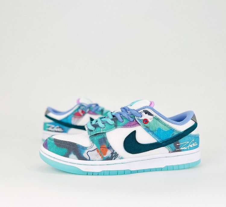 Futura Laboratories x Nike Dunk Low SB Bleached Aqua