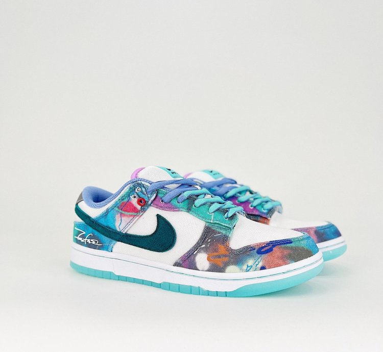 Futura Laboratories x Nike Dunk Low SB Bleached Aqua