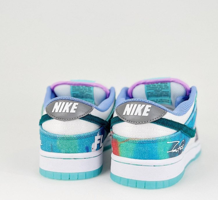 Futura Laboratories x Nike Dunk Low SB Bleached Aqua