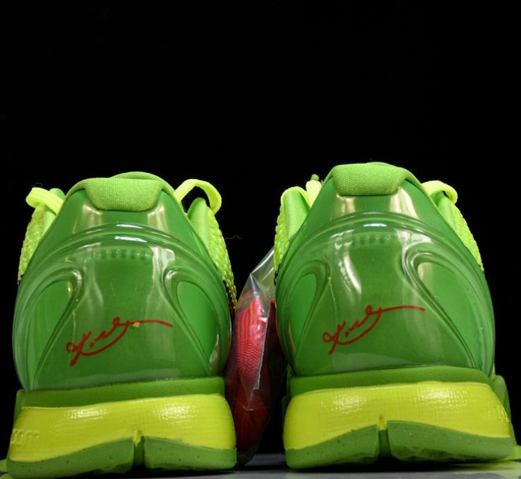 Kobe 6 Protro Grinch