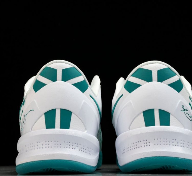 Kobe 8 Protro Radiant Emerald