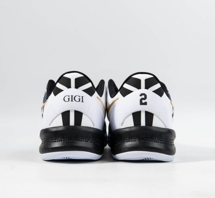 Kobe 8 Protro White Metallic Gold
