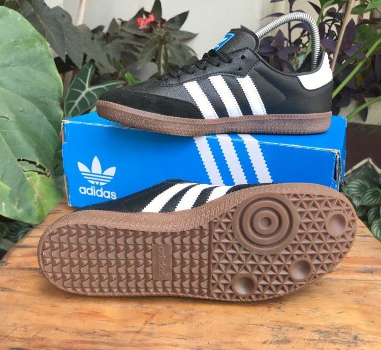 adidas Samba OG Black Gum - B75807/BZ0058