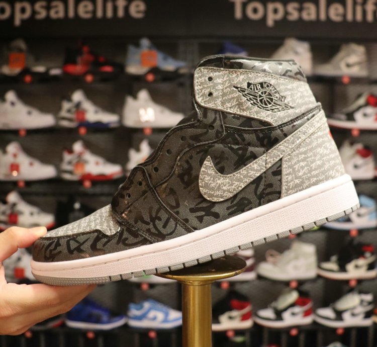 Air Jordan 1 High OG 'Rebellionaire'