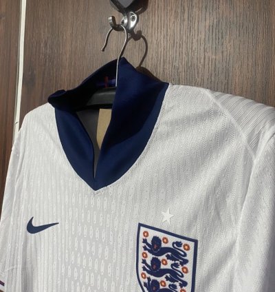 JERSEY INGGRIS HOME PI 2024