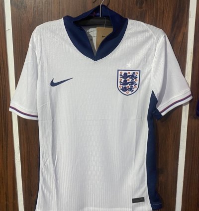 JERSEY INGGRIS HOME PI 2024