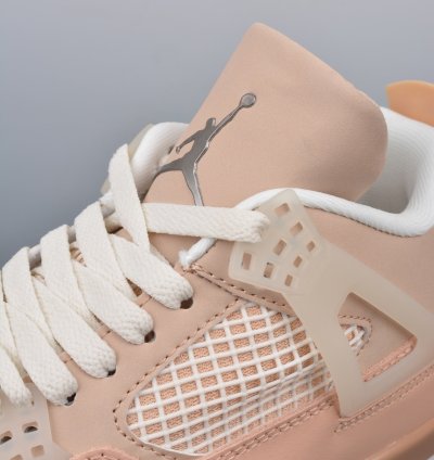 Jordan 4 Pink Thunder sport Sneaker