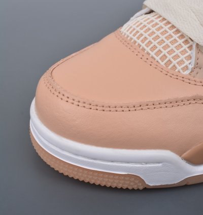 Jordan 4 Pink Thunder sport Sneaker