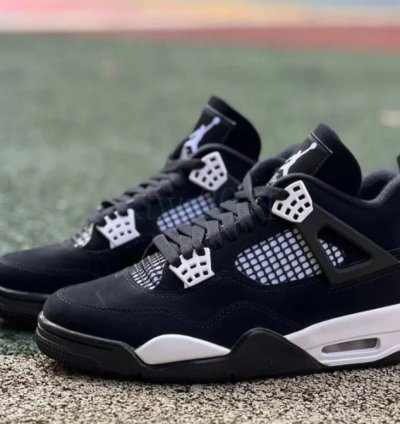 Nike Air Jordan 4 Retro White Thunder
