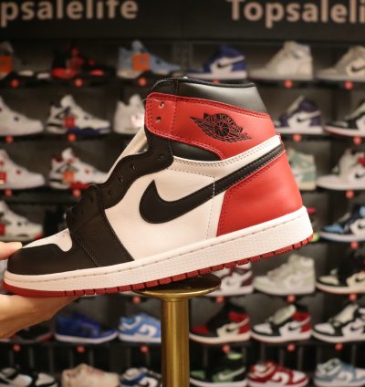 Jordan Retro High Satin Black Toe