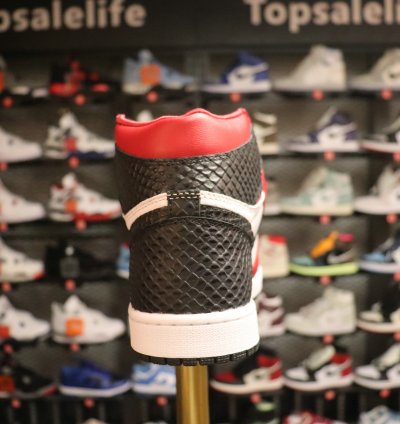 Air Jordan  Retro High OG 'Satin Red'