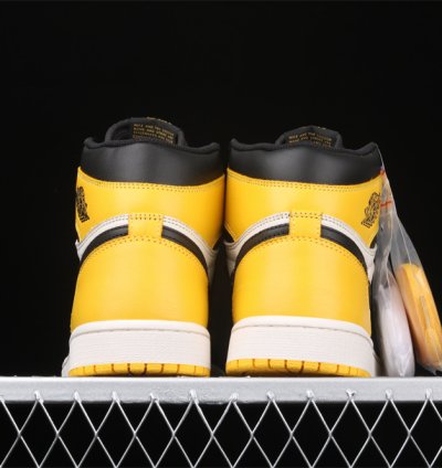 Air Jordan Retro High OG Yellow Toe