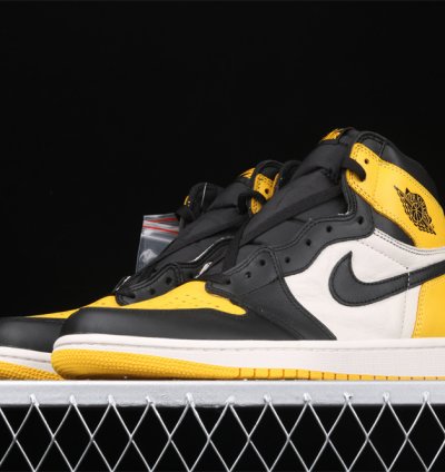 Air Jordan Retro High OG Yellow Toe