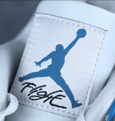 Air Jordan 4 Retro Military Blue 2024