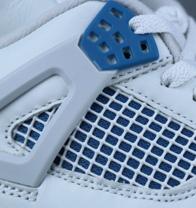 Air Jordan 4 Retro Military Blue 2024