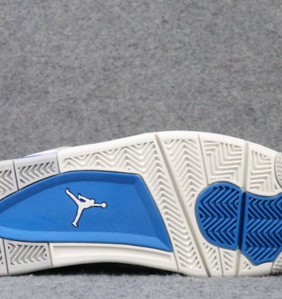 Air Jordan 4 Retro Military Blue