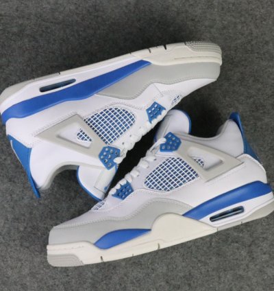 Air Jordan 4 Retro Military Blue