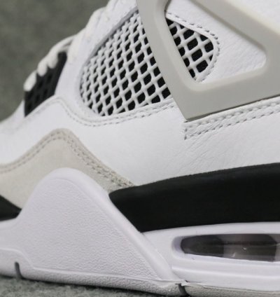 Air Jordan 4 Retro Military Black