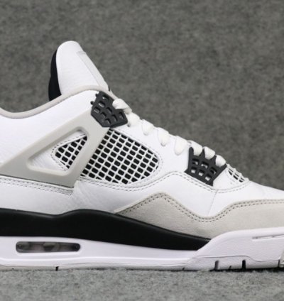 Air Jordan 4 Retro Military Black