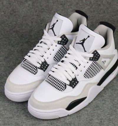 Air Jordan 4 Retro Military Black