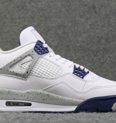 Air Jordan 4 Retro Midnight Navy